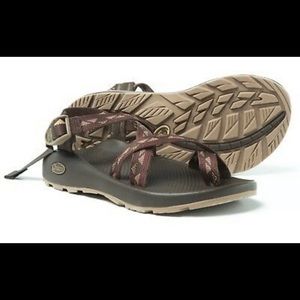 Chaco Size 12